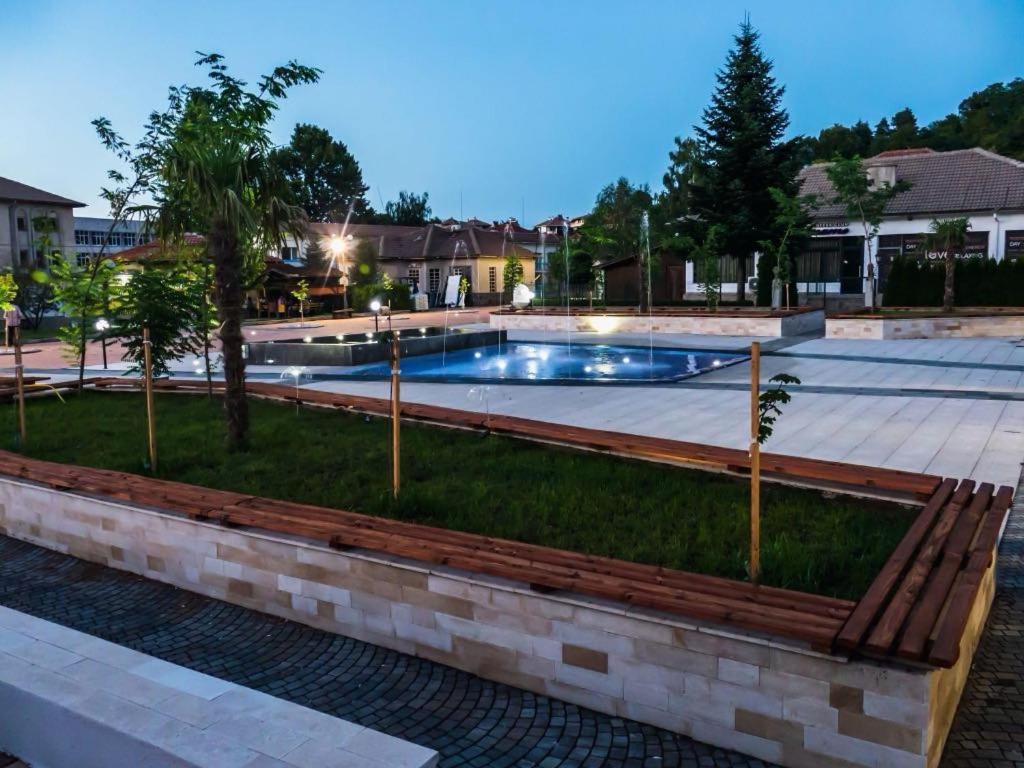 Бялата Къща Hotell Kirkovo  Eksteriør bilde