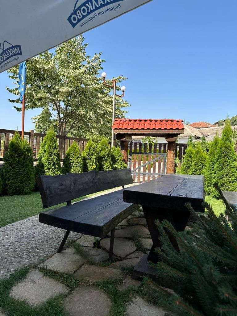 Бялата Къща Hotell Kirkovo  Eksteriør bilde