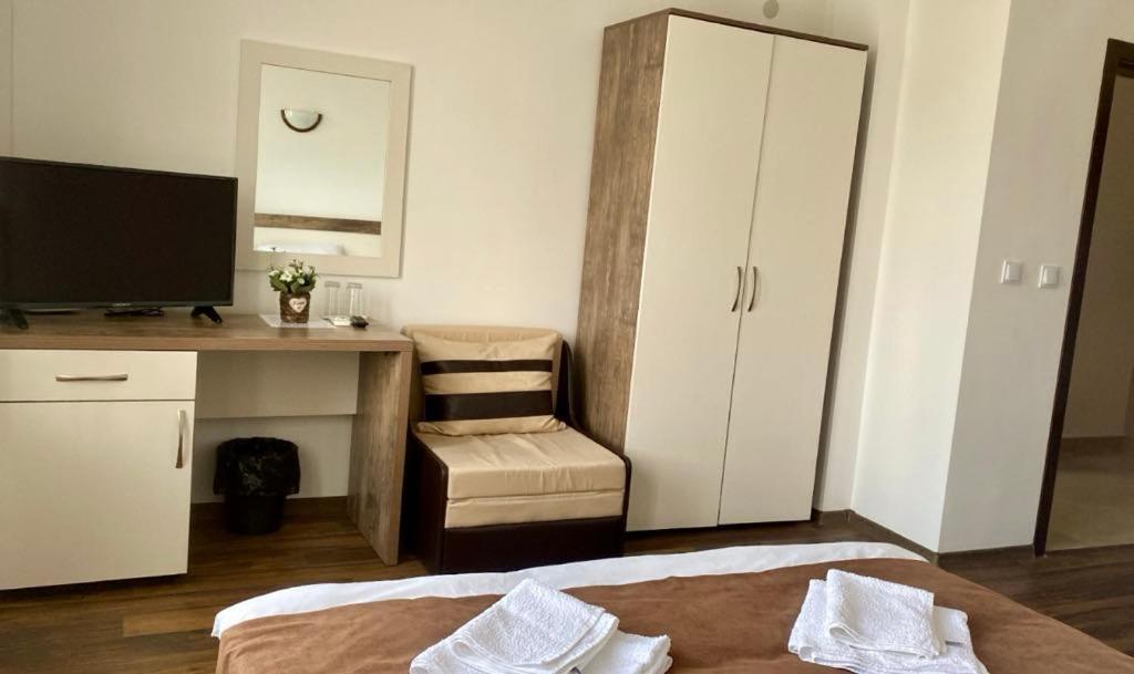 Бялата Къща Hotell Kirkovo  Eksteriør bilde